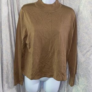 Vtg. PENDLETON Woman SIze L Large Carmel 85% Silk Blend Mock Turtleneck Sweater